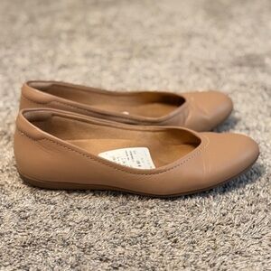 Naturalizer Women's Brown Flats
